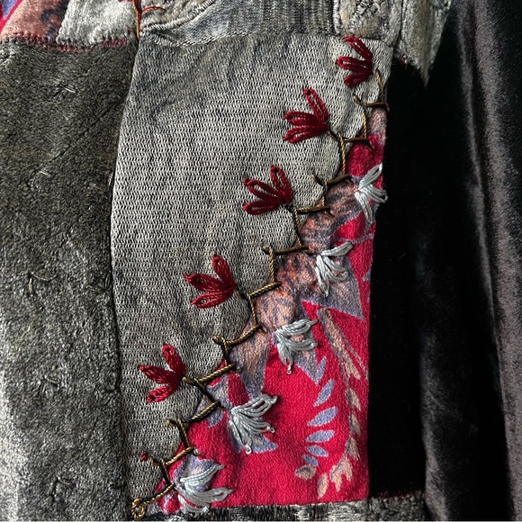 Flashback Deadstock Velvet and Tapestry Mixed Media Patchwork Jacket, Sz L - Picture 11 of 15